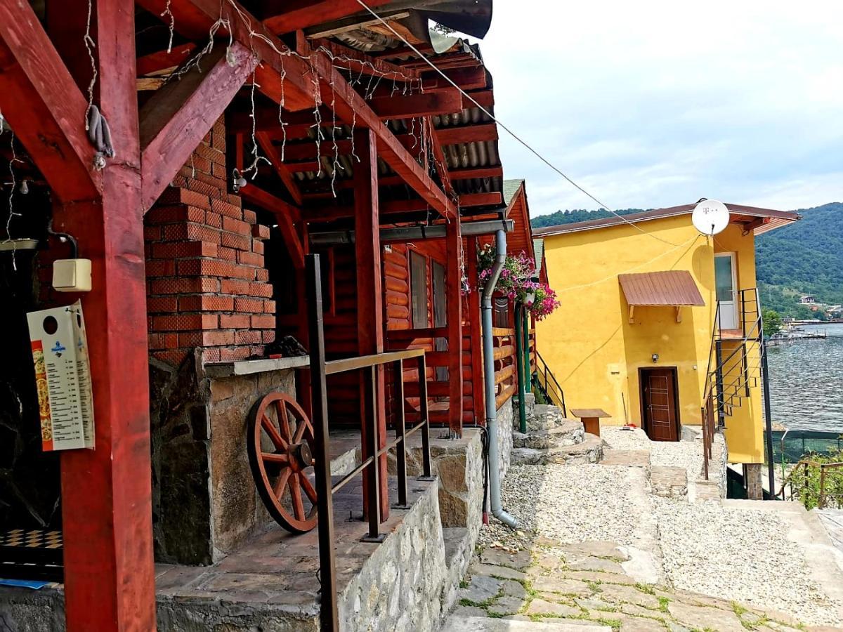 Casa Beasarah. Villa Dubova Dış mekan fotoğraf