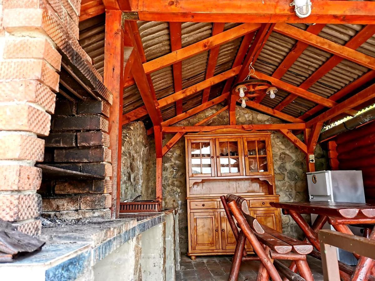 Casa Beasarah. Villa Dubova Dış mekan fotoğraf