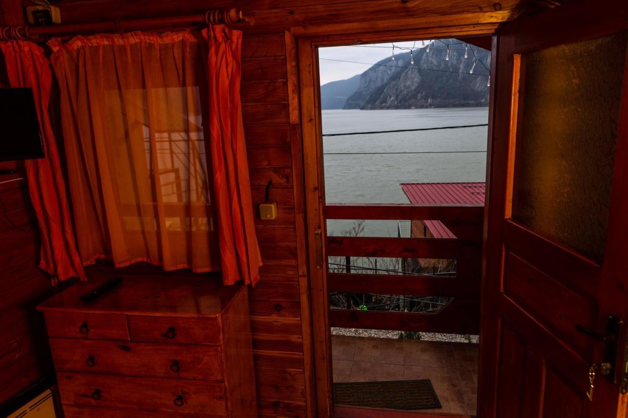 Casa Beasarah. Villa Dubova Dış mekan fotoğraf