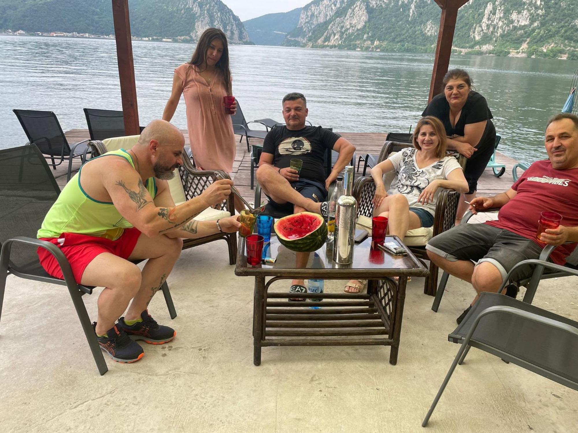 Casa Beasarah. Villa Dubova Dış mekan fotoğraf